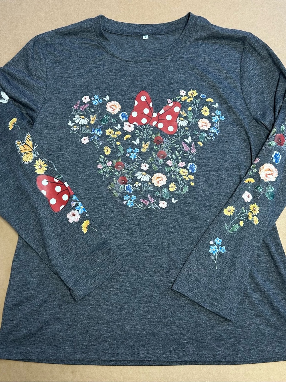 Women’s Charcoal Heather Floral Minnie Mouse Bow Long-Sleeve Tee